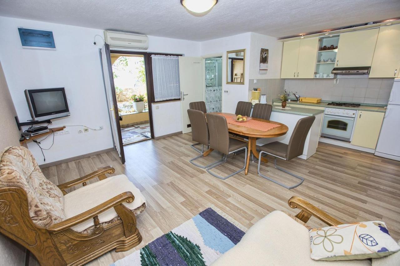 Apartmani Marijana 세사리카 외부 사진