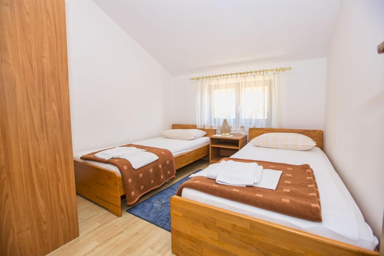 Apartmani Marijana 세사리카 외부 사진